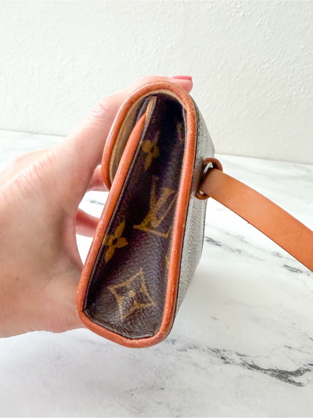 Louis Vuitton Monogram Pochette Florentine Belt Bag - Picture 12 of 13